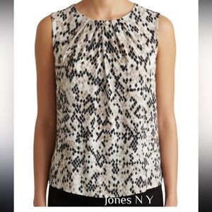 🟦SALE 5️⃣0️⃣% off🟦 
Jones New York sleeveless top EUC